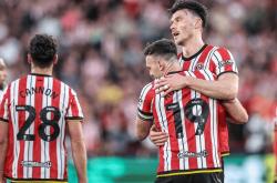 开云下载-包含谢菲联客场逼平伯恩茅斯，争取保级保级的词条