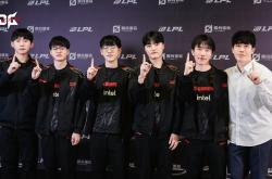 开云体育官网-JDG绝杀TES，JackeyLove关键团战开团秒人顶尖较量半决赛，成为赛场最大亮点的简单介绍