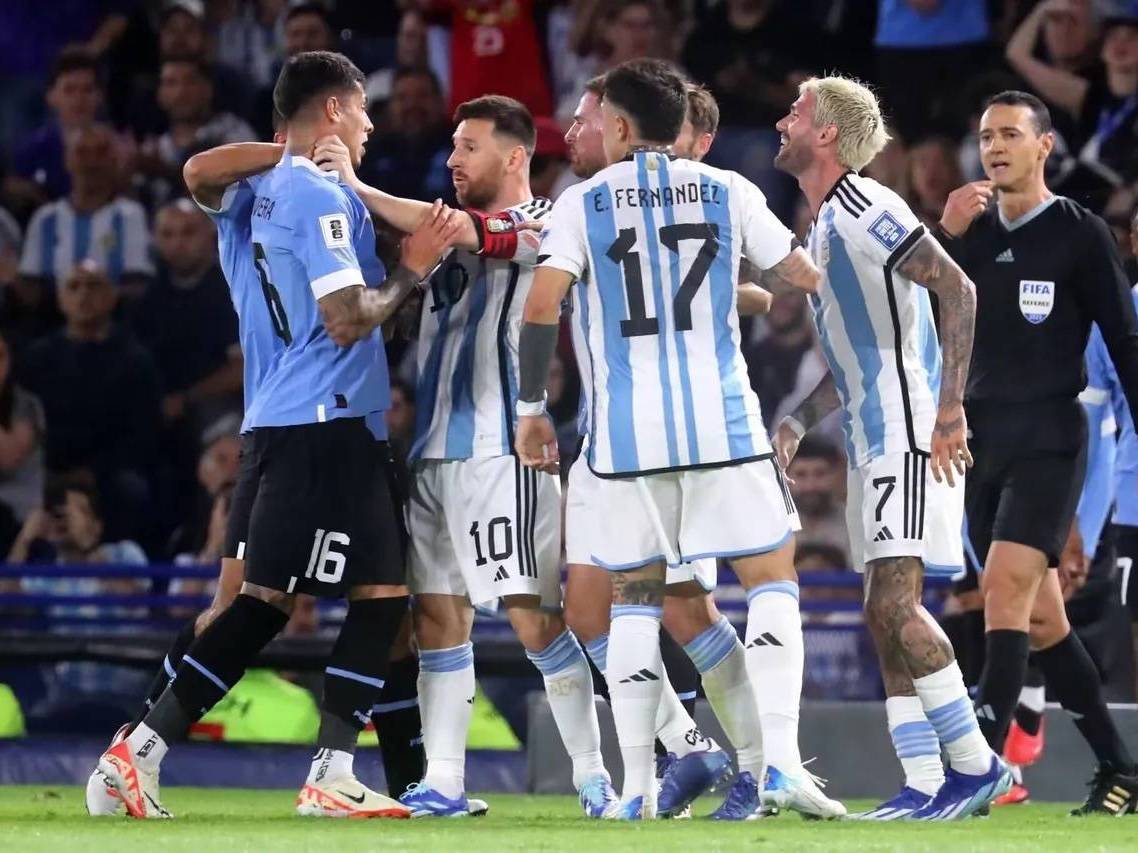 包含阿根廷鏖战比利时，佩德里爆发神勇的词条