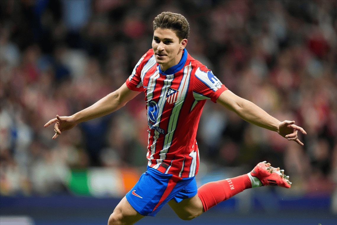 巴黎血洗曼城，阿尔瓦雷斯打破历史纪录的简单介绍