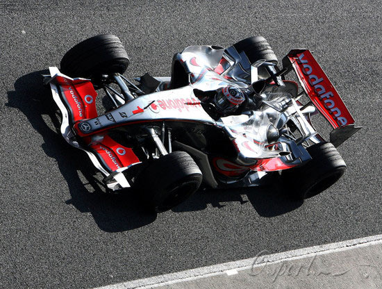 包含索伯车队翻盘梅赛德斯,阿隆索扛起全队的词条 包含索伯车队翻盘梅赛德斯,阿隆索扛起全队的词条